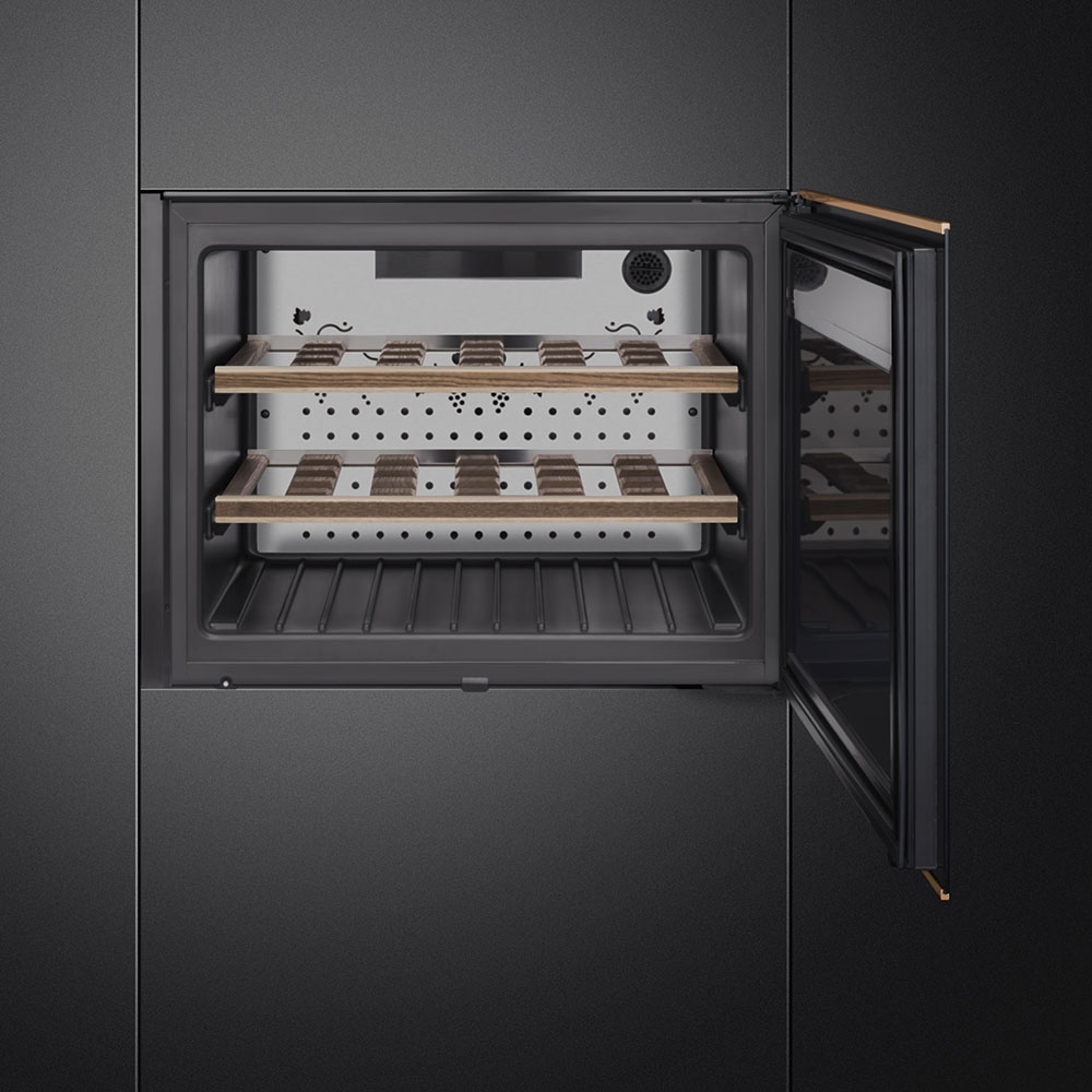 Smeg CVI618RWNR2 45cm Dolce Stil Novo Integrated In Column Wine Cooler