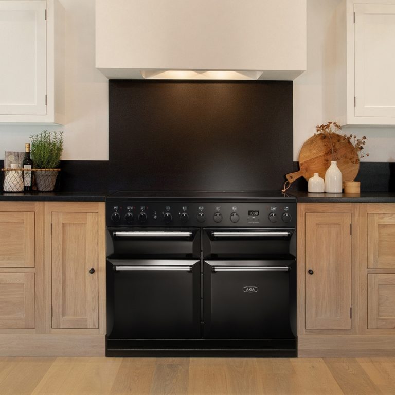 AGA Masterchef MDX110EIBLK Masterchef Deluxe 110cm Induction Range