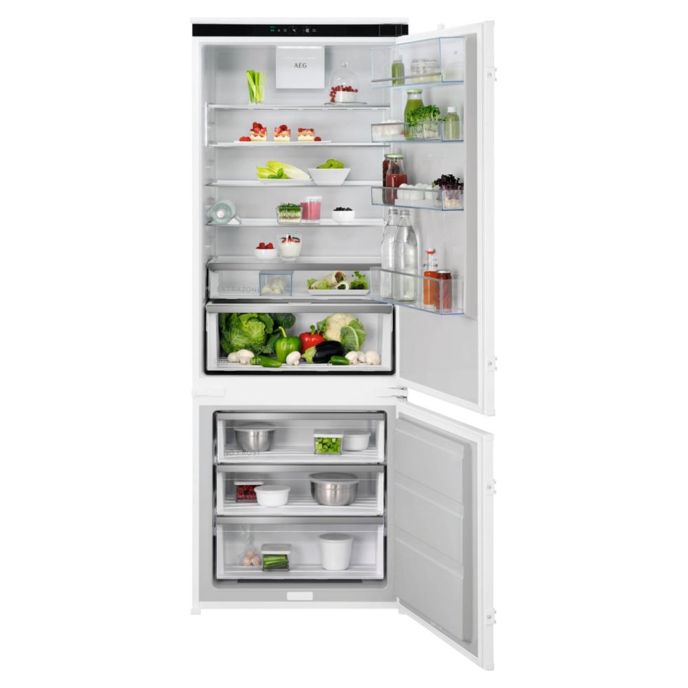 AEG NSC7G752ES 188cm Series 8000 Integrated 70/30 Frost Free Fridge Freezer 70cm Wide
