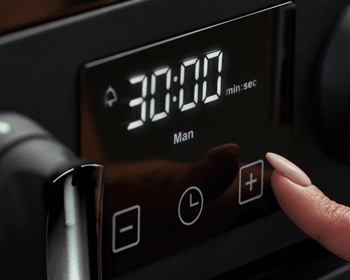 Close up of the Stoves Maxi Clock LED digital display
