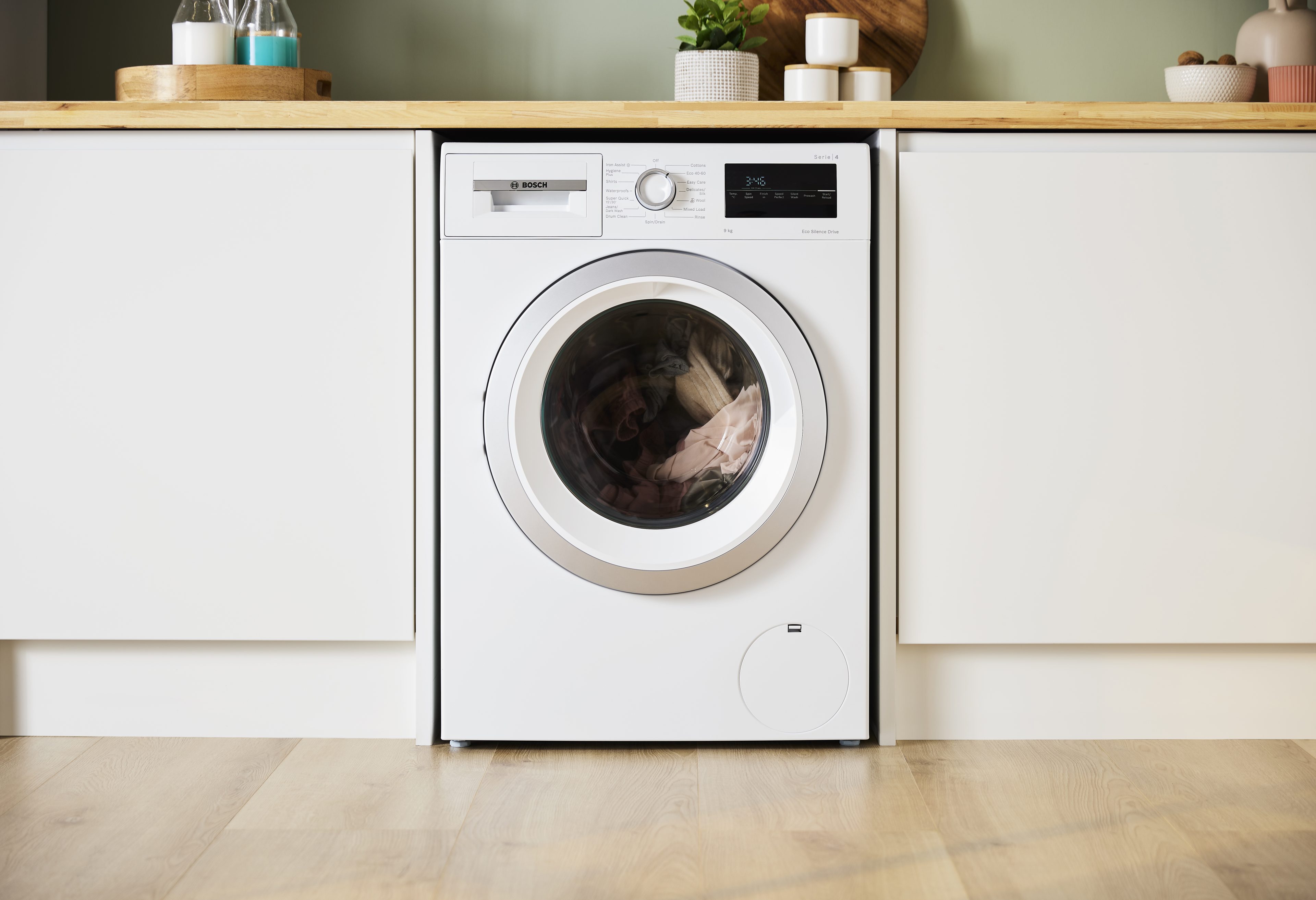 Bosch 9kg Series 4 Washing Machine 1400rpm WAN28259GB - White Bosch 9kg Series 4 Washing Machine 1400rpm WAN28259GB - White