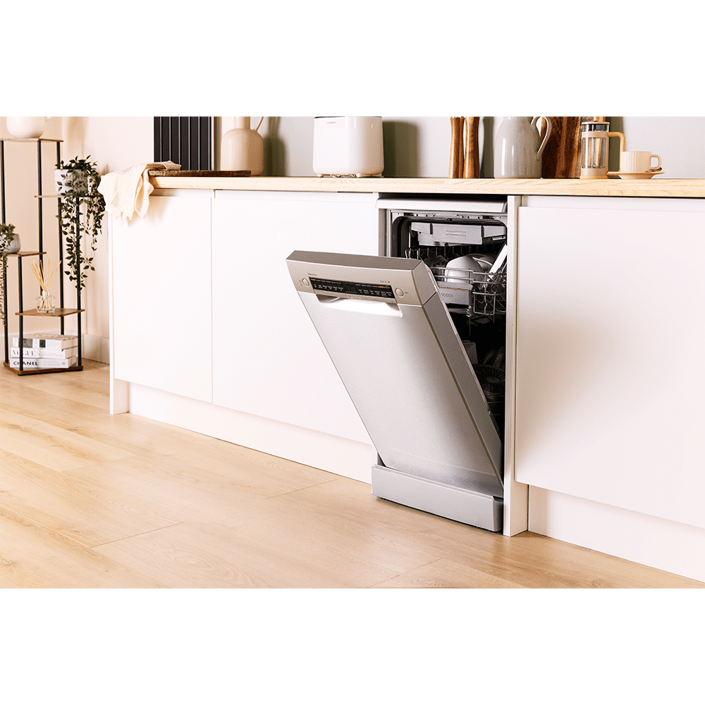 Bosch 45cm Series 4 Freestanding Dishwasher SPS4HMI49G - Silver Bosch 45cm Series 4 Freestanding Dishwasher SPS4HMI49G - Silver