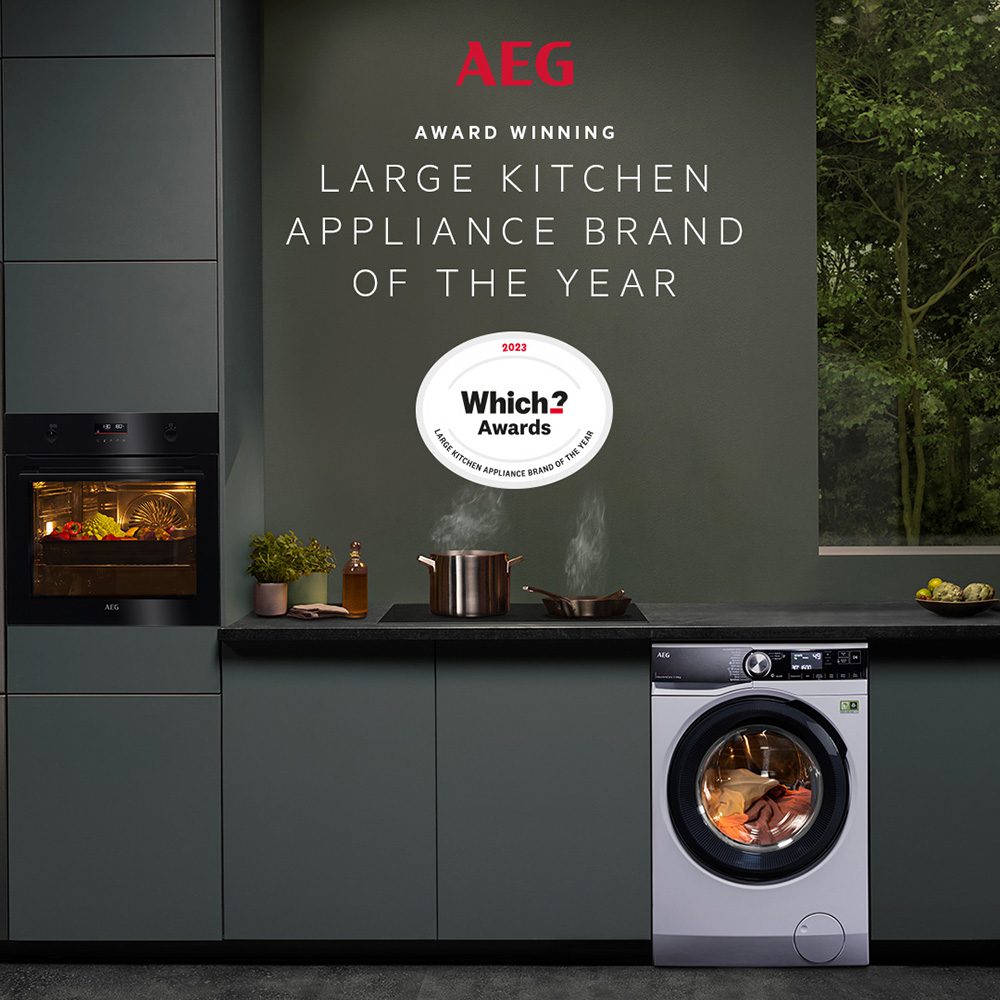 AEG 77cm Series 6000 Hob2Hood Canopy Hood DGE5861HM - Stainless Steel AEG 77cm Series 6000 Hob2Hood Canopy Hood DGE5861HM - Stainless Steel