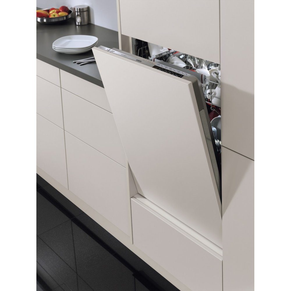 AEG 60cm Series 7000 Fully Integrated Dishwasher FSE74748P AEG 60cm Series 7000 Fully Integrated Dishwasher FSE74748P