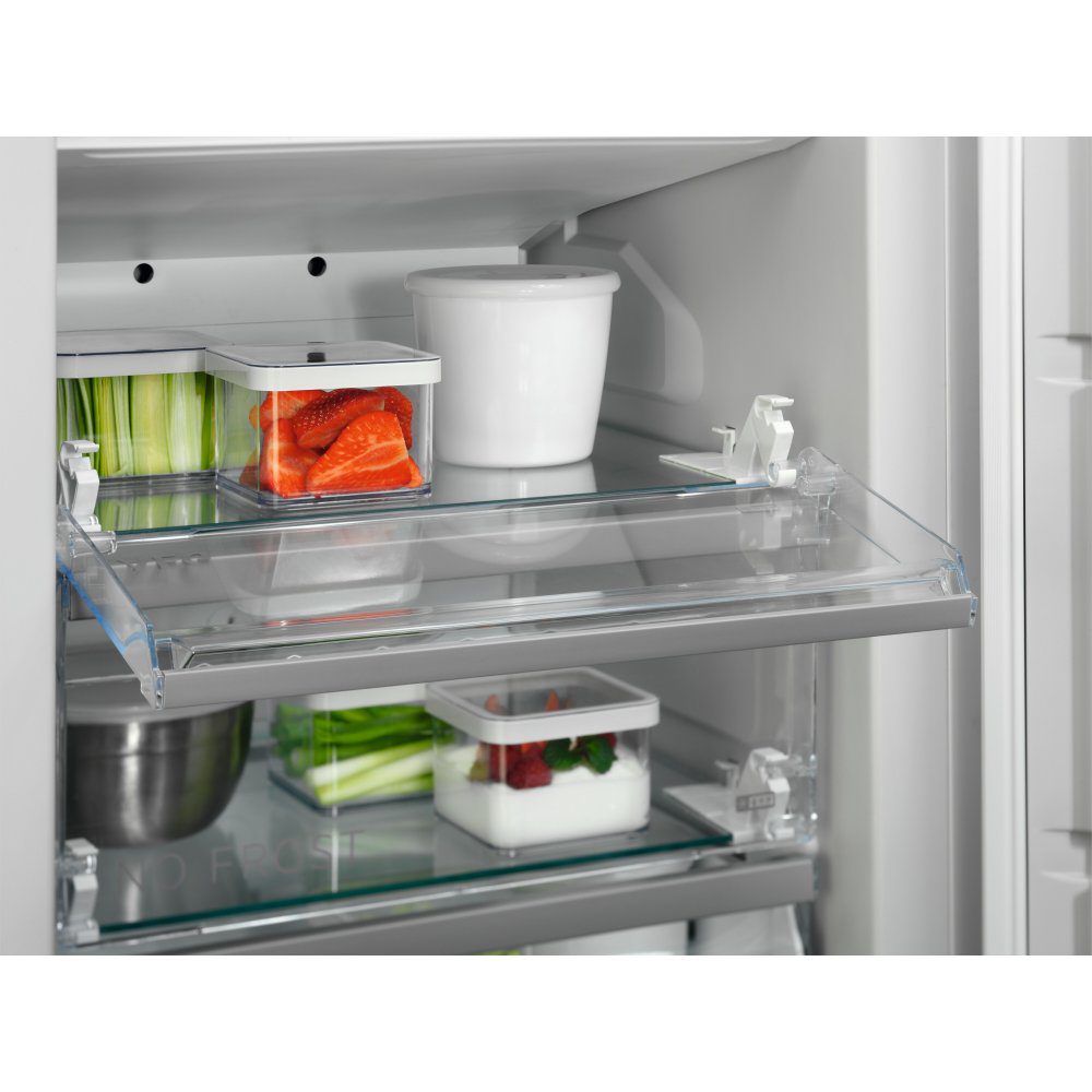 AEG 177cm Series 7000 Integrated In Column Frost Free Freezer NAB7N181EC AEG 177cm Series 7000 Integrated In Column Frost Free Freezer NAB7N181EC