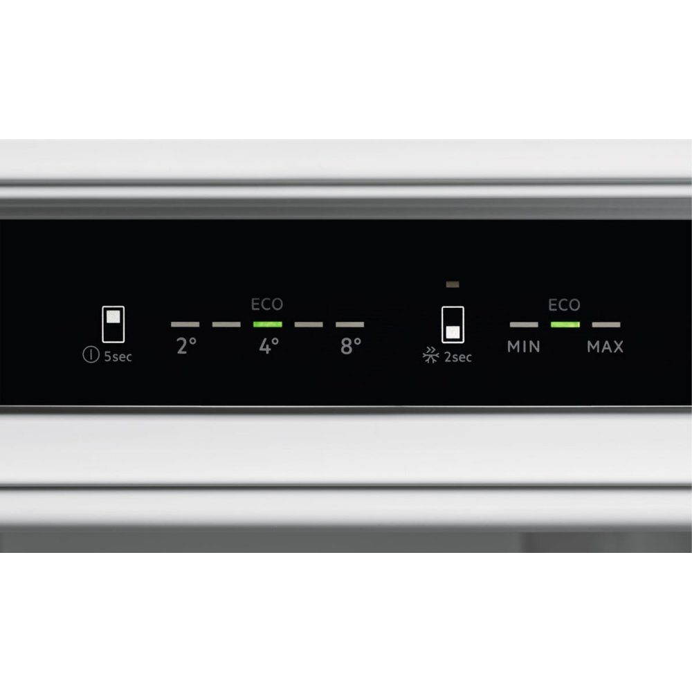 AEG 188cm Series 6000 Integrated 70/30 Frost Free Fridge Freezer OSC6M191ES AEG 188cm Series 6000 Integrated 70/30 Frost Free Fridge Freezer OSC6M191ES