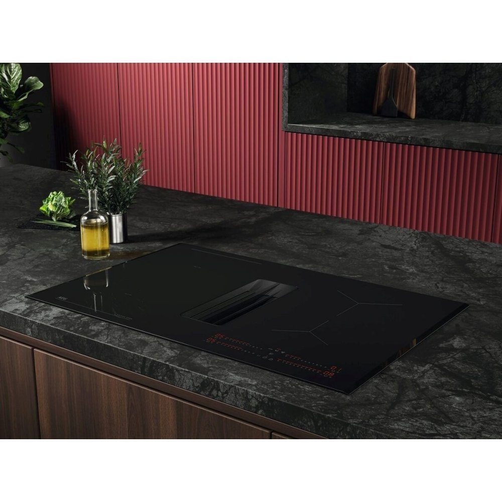 AEG 81cm Series 6000 Air Venting Induction Hob TH84CB03FB - Black AEG 81cm Series 6000 Air Venting Induction Hob TH84CB03FB - Black