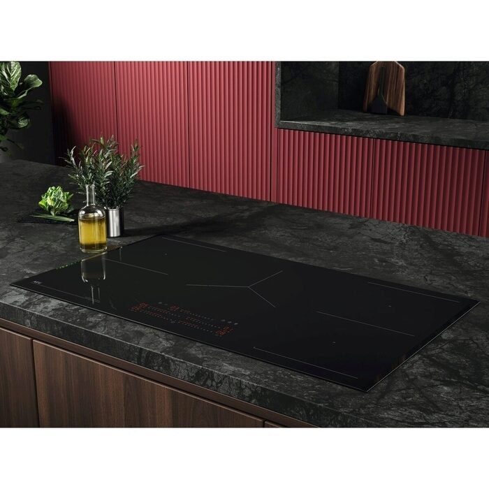 AEG 91cm Series 6000 5 Zone Induction Hob TK95IN00FB - Black AEG 91cm Series 6000 5 Zone Induction Hob TK95IN00FB - Black