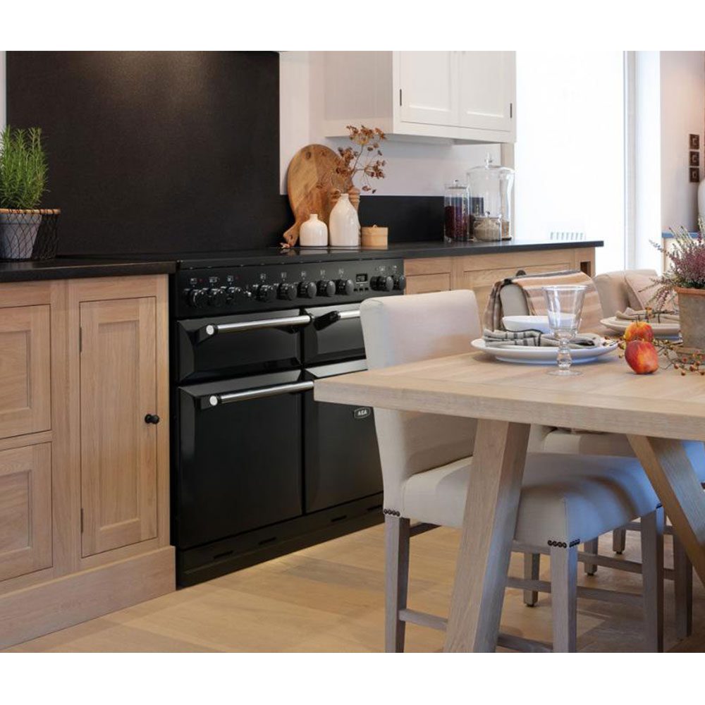 AGA Masterchef Masterchef Deluxe 110cm Dual Fuel Range Cooker 121210 MDX110DFBLK - Black AGA Masterchef Masterchef Deluxe 110cm Dual Fuel Range Cooker 121210 MDX110DFBLK - Black