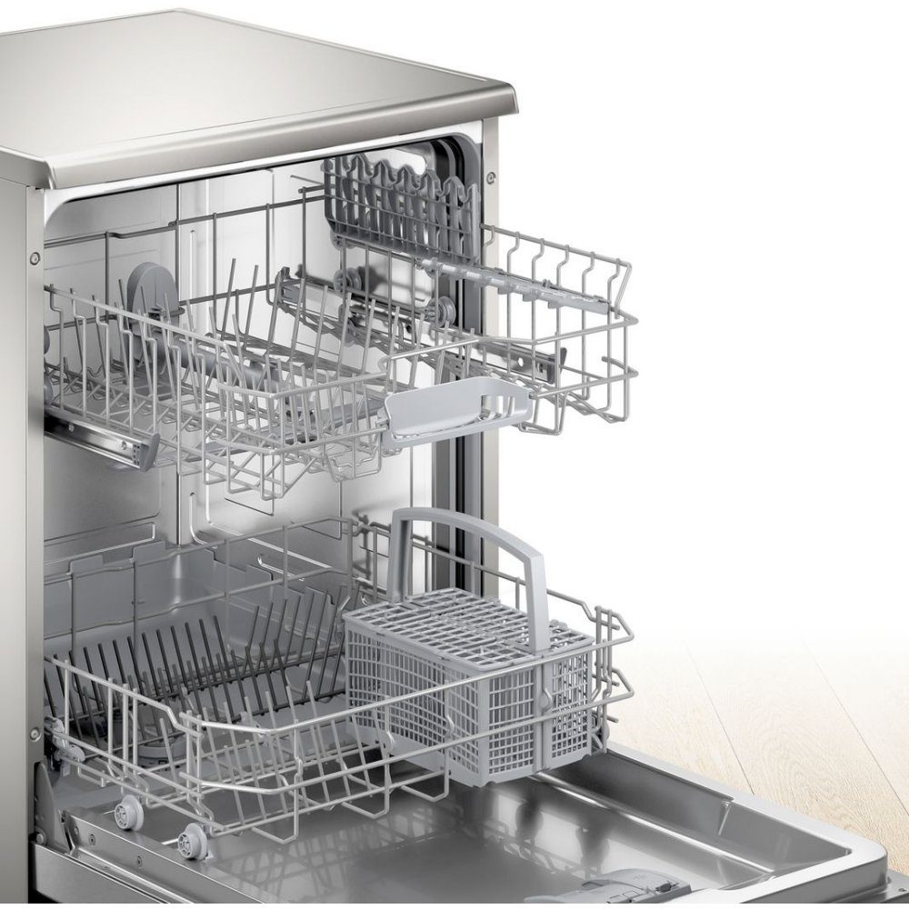 Bosch 60cm Series 2 Freestanding Dishwasher SMS26AI08G - Silver Bosch 60cm Series 2 Freestanding Dishwasher SMS26AI08G - Silver