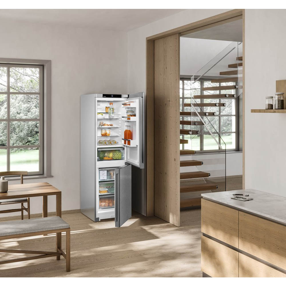 Liebherr 60cm Plus Biofresh Frost Free Fridge Freezer CBNSFC5223 - Silver Liebherr 60cm Plus Biofresh Frost Free Fridge Freezer CBNSFC5223 - Silver