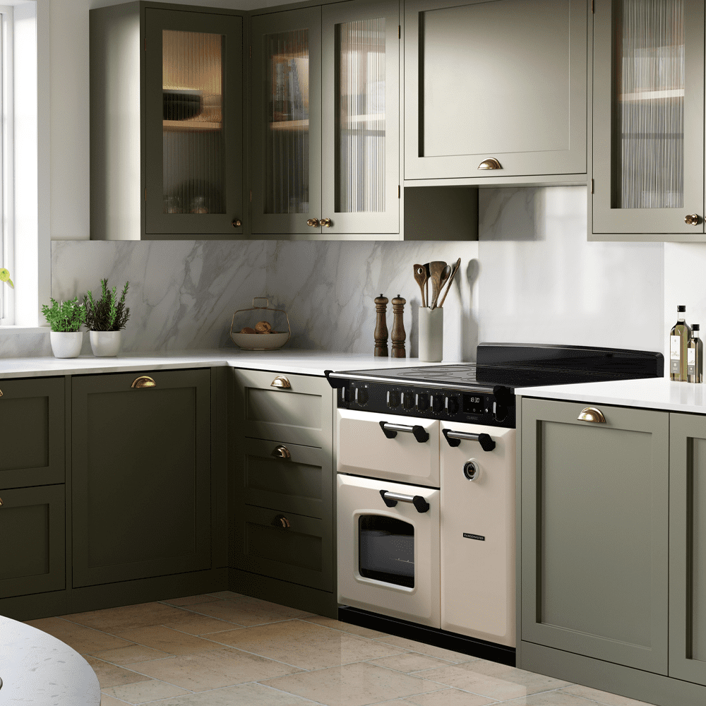 Rangemaster Classic 90cm Induction Range Cooker Chrome Trim 14176 CL90EIPPCR/CM1 - Pale Cream Rangemaster Classic 90cm Induction Range Cooker Chrome Trim 14176 CL90EIPPCR/CM1 - Pale Cream
