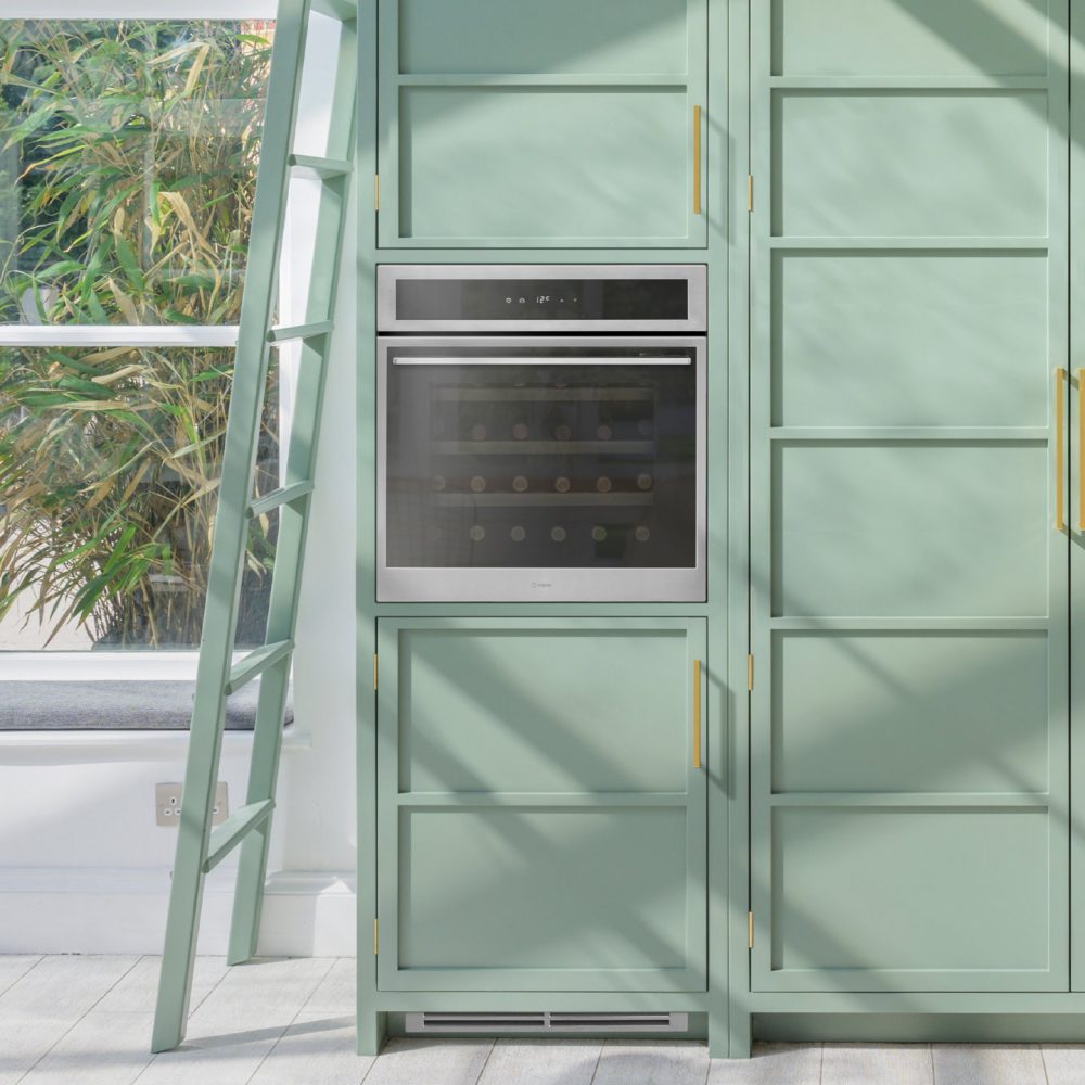 Caple 60cm Integrated In Column Wine Cooler WC6100SS - Stainless Steel Caple 60cm Integrated In Column Wine Cooler WC6100SS - Stainless Steel