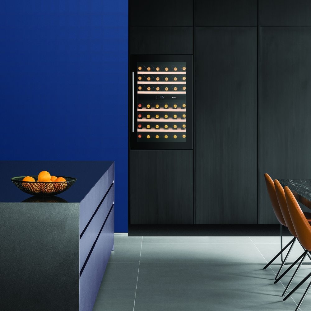 Caple 88cm Integrated In Column Dual Zone Wine Cooler WC6521BG - Black Caple 88cm Integrated In Column Dual Zone Wine Cooler WC6521BG - Black
