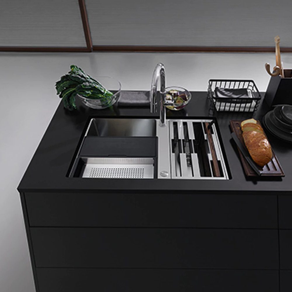 Franke Box Center 1.5 Bowl Undermount Sink 122.0611.737 -Stainless Steel Franke Box Center 1.5 Bowl Undermount Sink 122.0611.737 -Stainless Steel