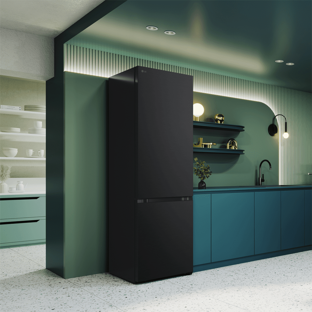 LG 60cm Frost Free Fridge Freezer GBV5240CEP - Matte Black LG 60cm Frost Free Fridge Freezer GBV5240CEP - Matte Black