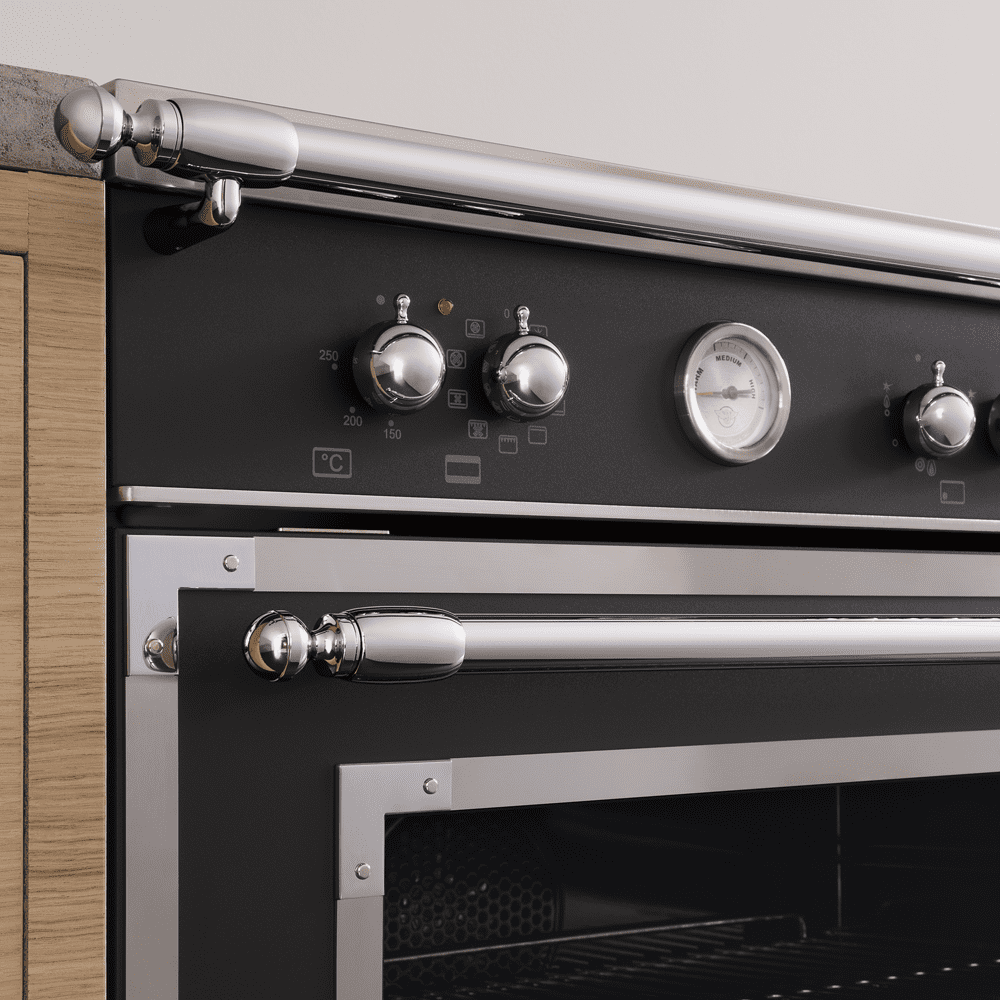 Bertazzoni 90cm Heritage Dual Fuel Range Cooker HER96L1ENET - BLACK Bertazzoni 90cm Heritage Dual Fuel Range Cooker HER96L1ENET - BLACK