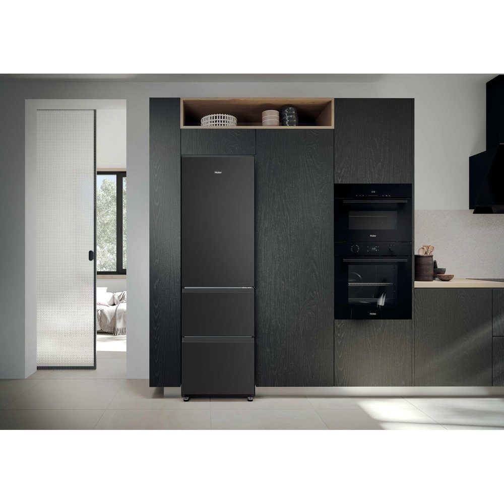 Haier 55cm Frost Free Fridge Freezer HTR3518ENMTK - Black Haier 55cm Frost Free Fridge Freezer HTR3518ENMTK - Black