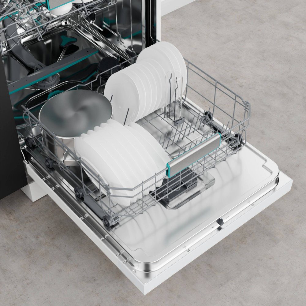 Hisense 60cm Freestanding Dishwasher HS673A90WUK - White Hisense 60cm Freestanding Dishwasher HS673A90WUK - White