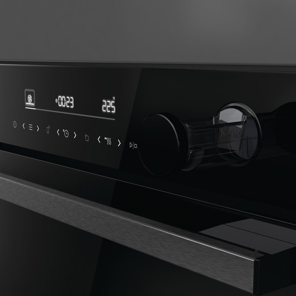 Hisense Hi6 BlackLine Multifunction Steam Add Single Oven BSA66346ADBGUK - Black Hisense Hi6 BlackLine Multifunction Steam Add Single Oven BSA66346ADBGUK - Black