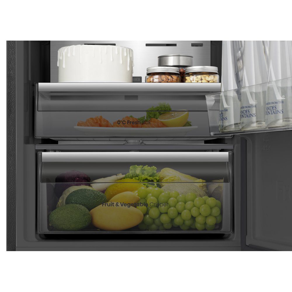 Hisense 60cm Frost Free KitchenFit Fridge Freezer RB5K330GSFC - Black Steel Hisense 60cm Frost Free KitchenFit Fridge Freezer RB5K330GSFC - Black Steel