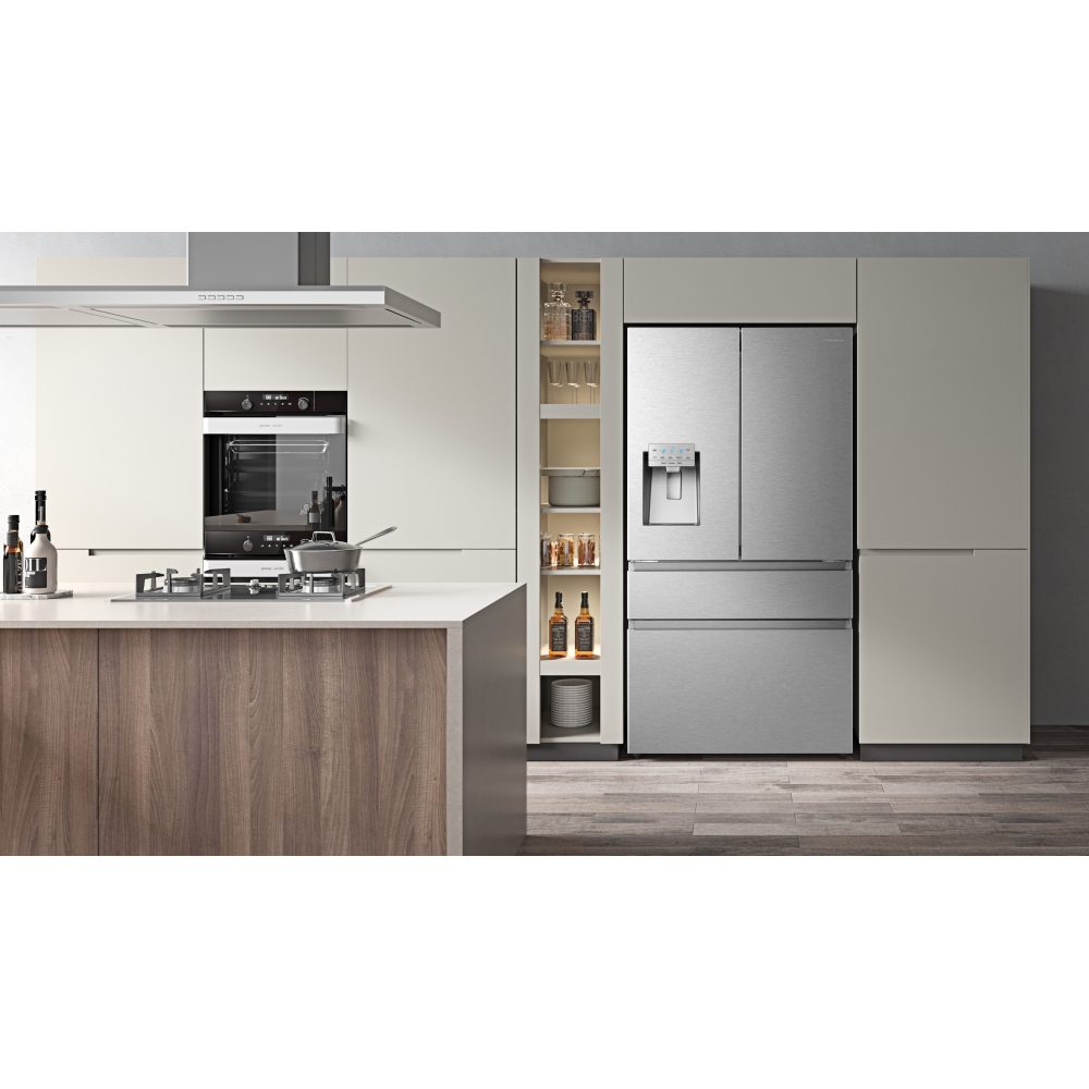 Hisense French Style Fridge Freezer With Ice & Water Non Plumbed RF728N4SASE - Stainless Steel Hisense French Style Fridge Freezer With Ice & Water Non Plumbed RF728N4SASE - Stainless Steel