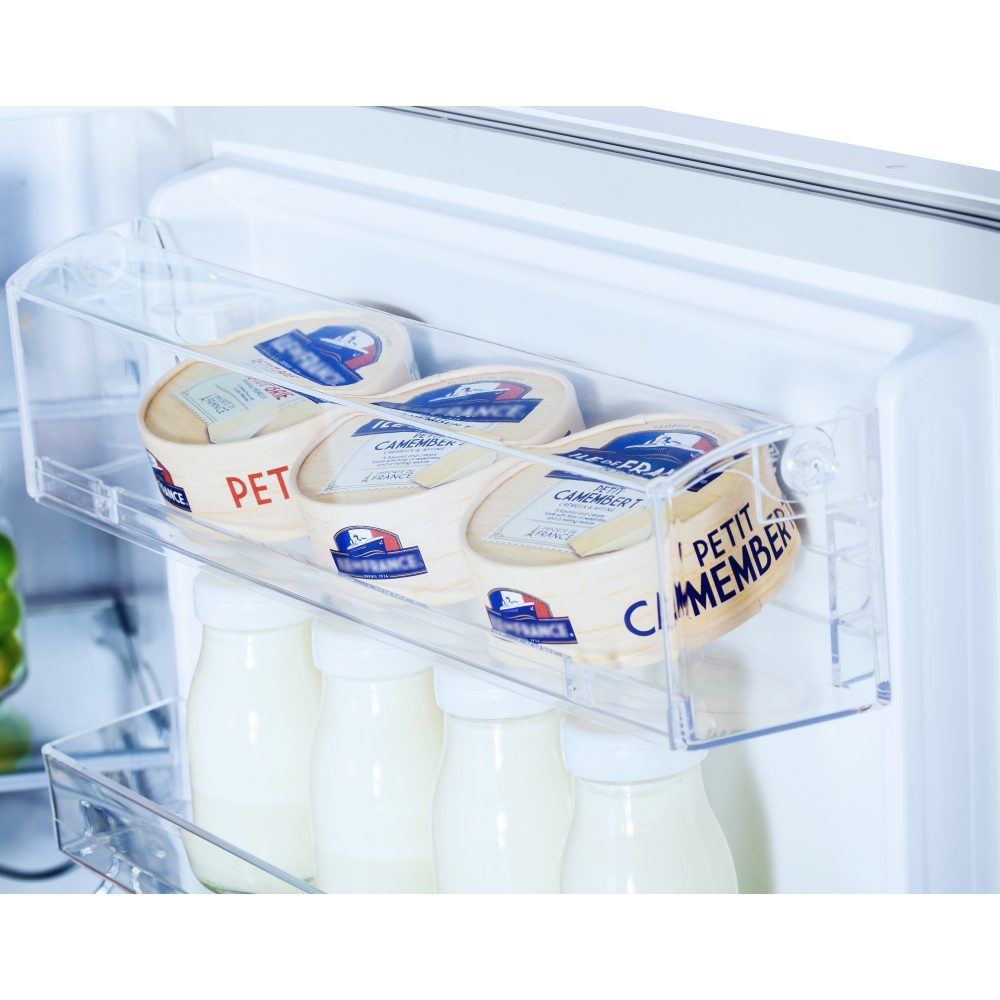 Hisense 178cm Integrated 70/30 Frost Free Fridge Freezer RIB312F4AWE Hisense 178cm Integrated 70/30 Frost Free Fridge Freezer RIB312F4AWE