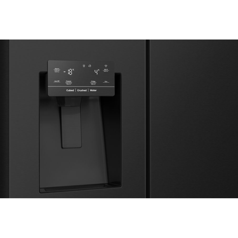 Hisense PureFlat American Fridge Freezer Ice & Water Non Plumbed RS818N4TFC - Black Hisense PureFlat American Fridge Freezer Ice & Water Non Plumbed RS818N4TFC - Black