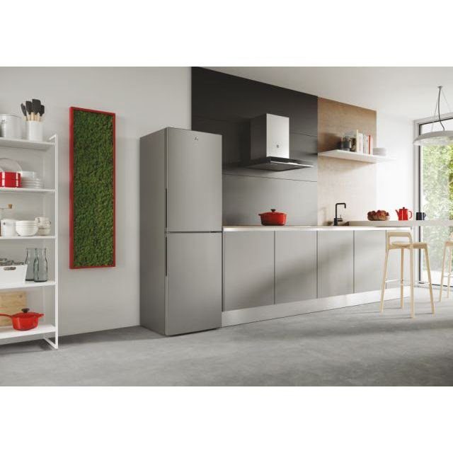 Hoover 55cm Fridge Freezer HVT3CLECKIHS-1 - Silver Hoover 55cm Fridge Freezer HVT3CLECKIHS-1 - Silver