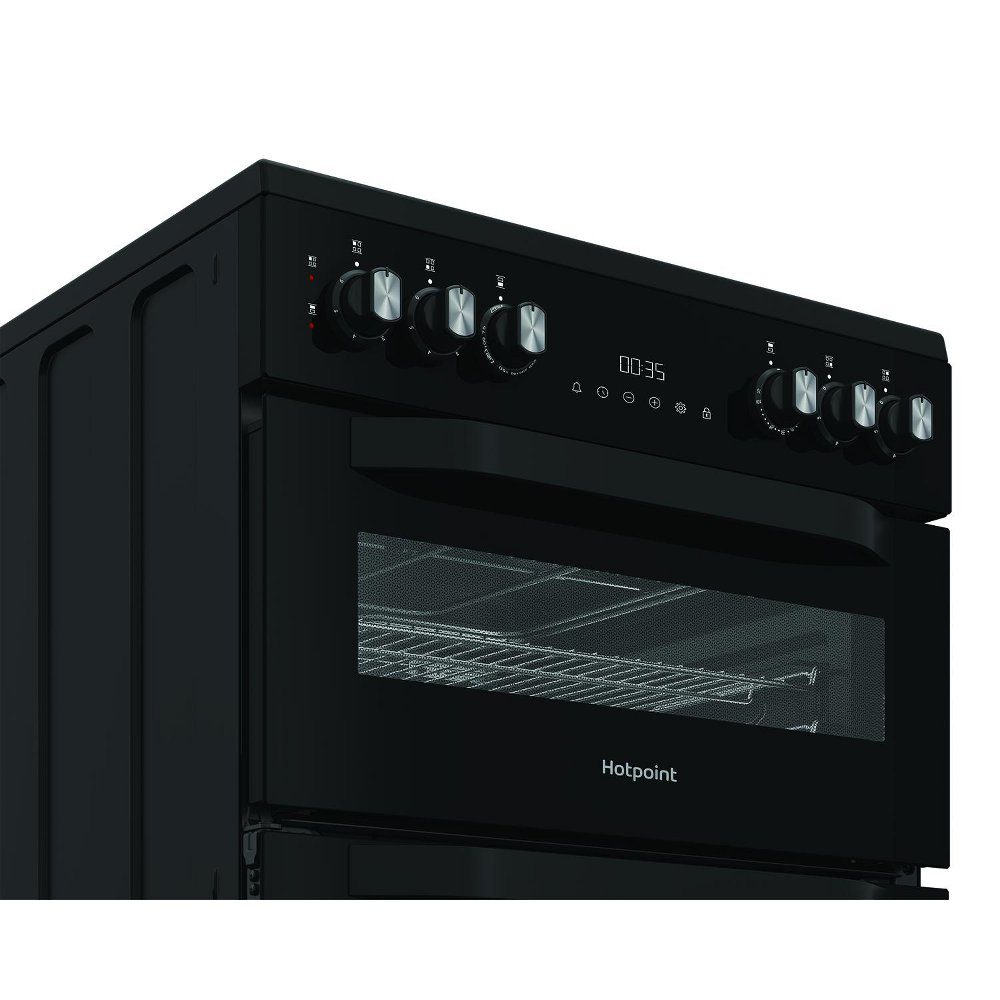 Hotpoint 60cm Freestanding Electric Ceramic Cooker HDE6VDC2B1 - Black Hotpoint 60cm Freestanding Electric Ceramic Cooker HDE6VDC2B1 - Black