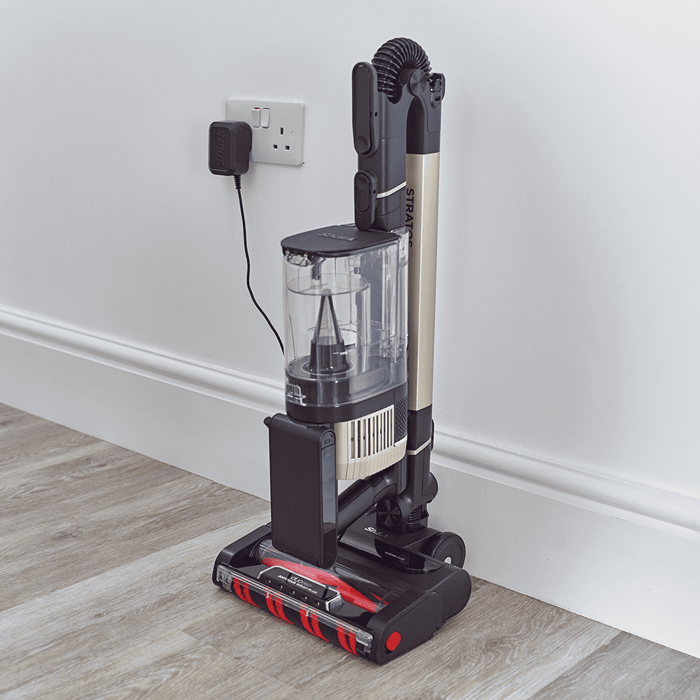 Shark Shark Stratos Cordless Stick Vacuum Cleaner, Pet Pro Model IZ400UKT - Grey Shark Shark Stratos Cordless Stick Vacuum Cleaner, Pet Pro Model IZ400UKT - Grey
