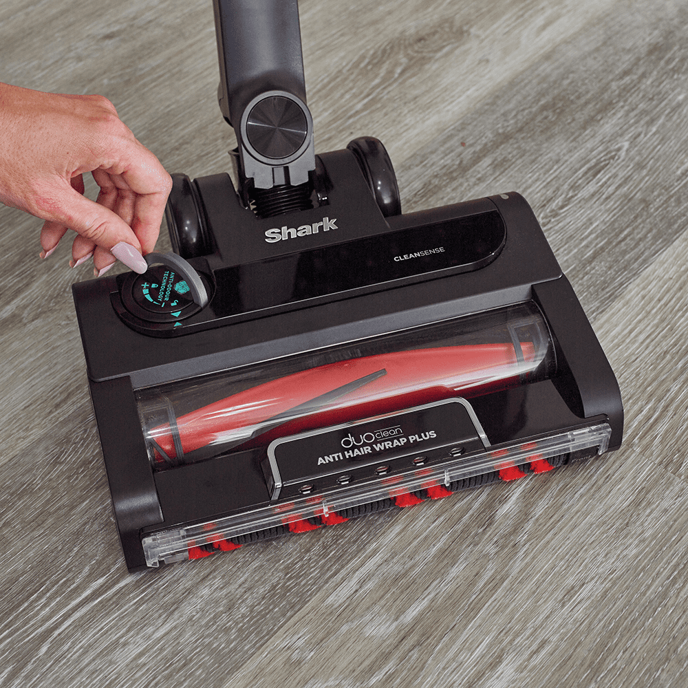 Shark Shark Stratos Cordless Stick Vacuum Cleaner, Pet Pro Model IZ400UKT - Grey Shark Shark Stratos Cordless Stick Vacuum Cleaner, Pet Pro Model IZ400UKT - Grey