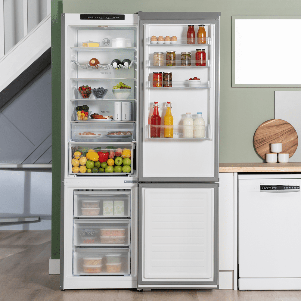 Bosch 60cm Series 4 Frost Free Fridge Freezer KGN392LDFG - Silver Bosch 60cm Series 4 Frost Free Fridge Freezer KGN392LDFG - Silver