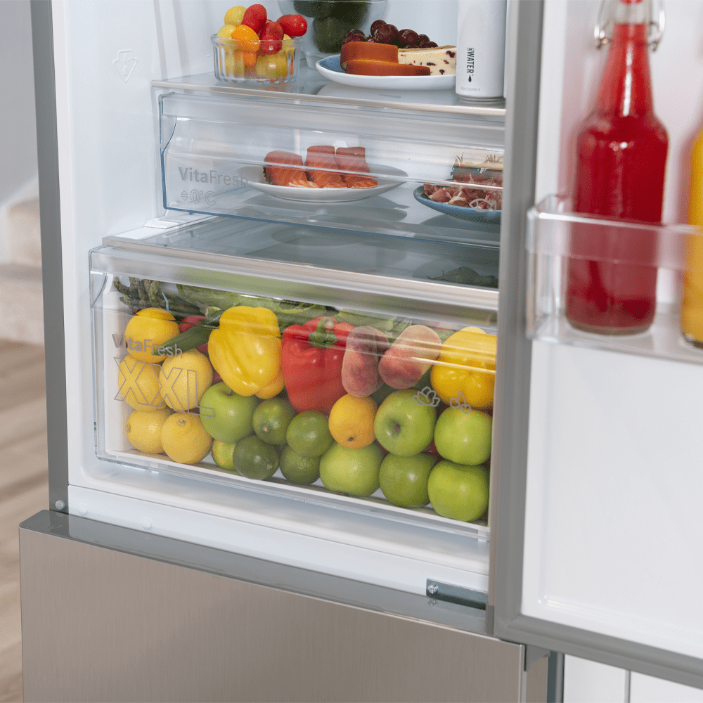 Bosch 60cm Series 4 Frost Free Fridge Freezer KGN392LDFG - Silver Bosch 60cm Series 4 Frost Free Fridge Freezer KGN392LDFG - Silver