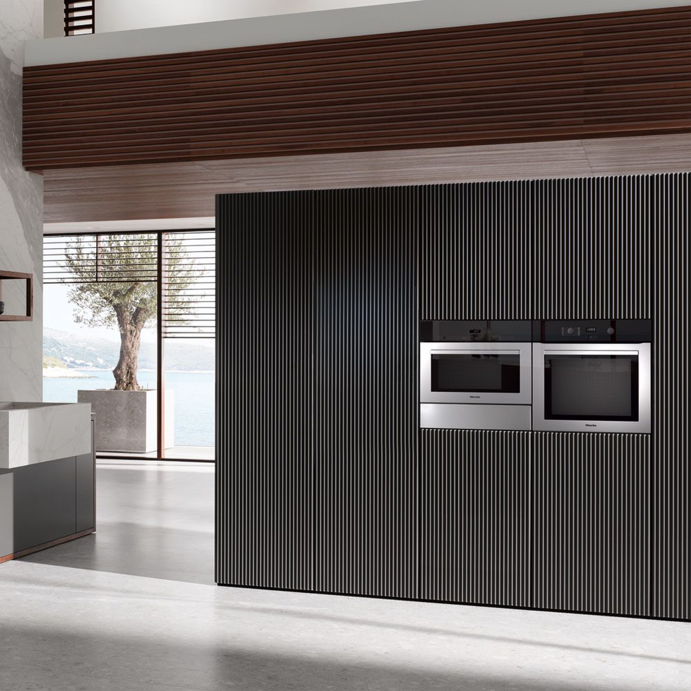 Miele ContourLine Compact Steam Oven DG2740 - Stainless Steel Miele ContourLine Compact Steam Oven DG2740 - Stainless Steel