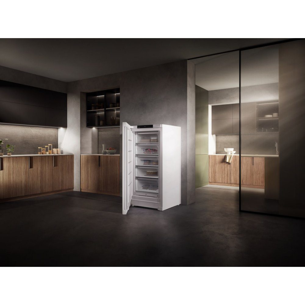 Liebherr 70cm Plus Freestanding Frost Free Freezer FNA6625 - White Liebherr 70cm Plus Freestanding Frost Free Freezer FNA6625 - White
