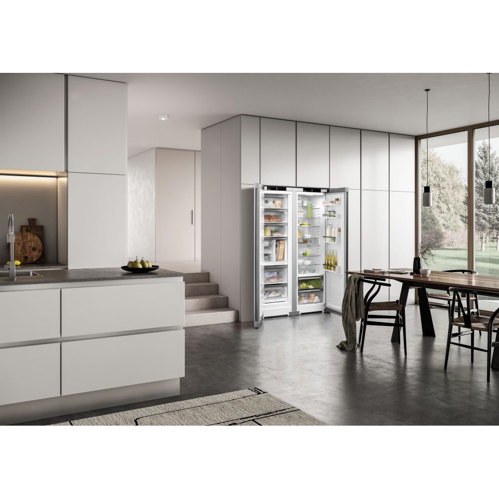 Liebherr 123cm Plus Biofresh Side By Side Fridge Freezer With Icemaker XRFSF5245 - Silver Liebherr 123cm Plus Biofresh Side By Side Fridge Freezer With Icemaker XRFSF5245 - Silver