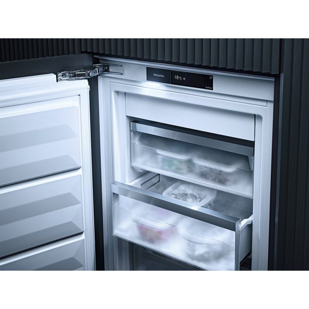 Miele 177cm Integrated In Column Frost Free Freezer With Icemaker FNS7794D Miele 177cm Integrated In Column Frost Free Freezer With Icemaker FNS7794D