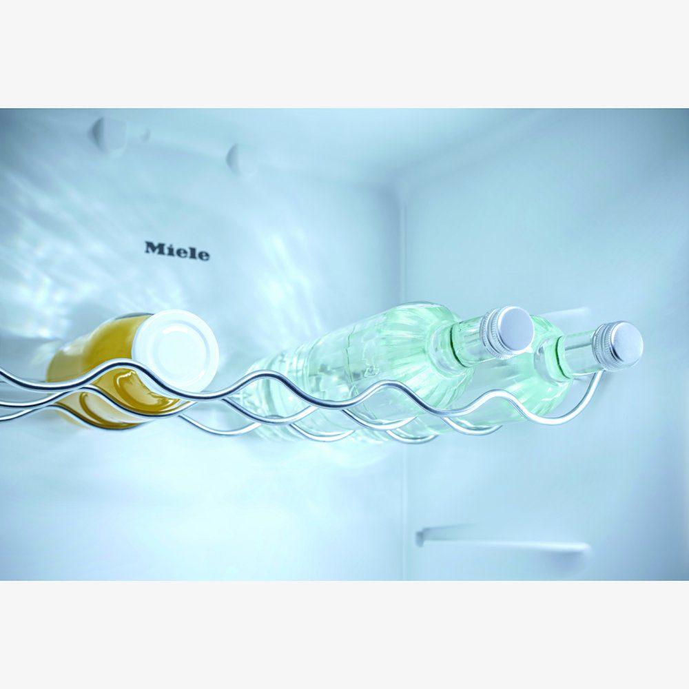 Miele 177cm Integrated 70/30 Frost Free Fridge Freezer KDN7724E Miele 177cm Integrated 70/30 Frost Free Fridge Freezer KDN7724E