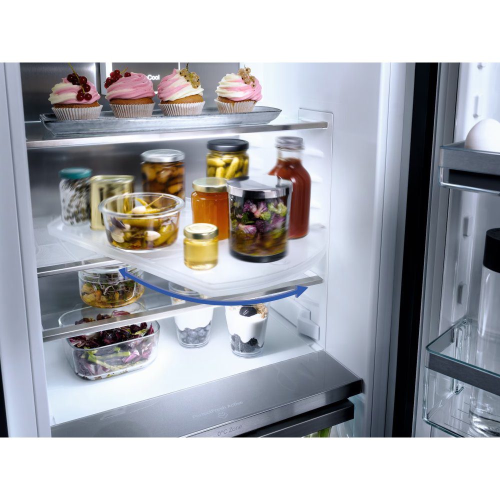 Miele 177cm Integrated 70/30 Frost Free Fridge Freezer With Non Plumbed Icemaker KFN7785C Miele 177cm Integrated 70/30 Frost Free Fridge Freezer With Non Plumbed Icemaker KFN7785C