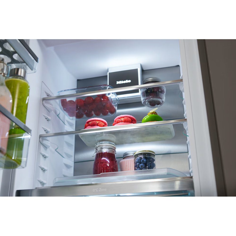 Miele 177cm Integrated 70/30 Frost Free Fridge Freezer With Icemaker KFN7795C Miele 177cm Integrated 70/30 Frost Free Fridge Freezer With Icemaker KFN7795C