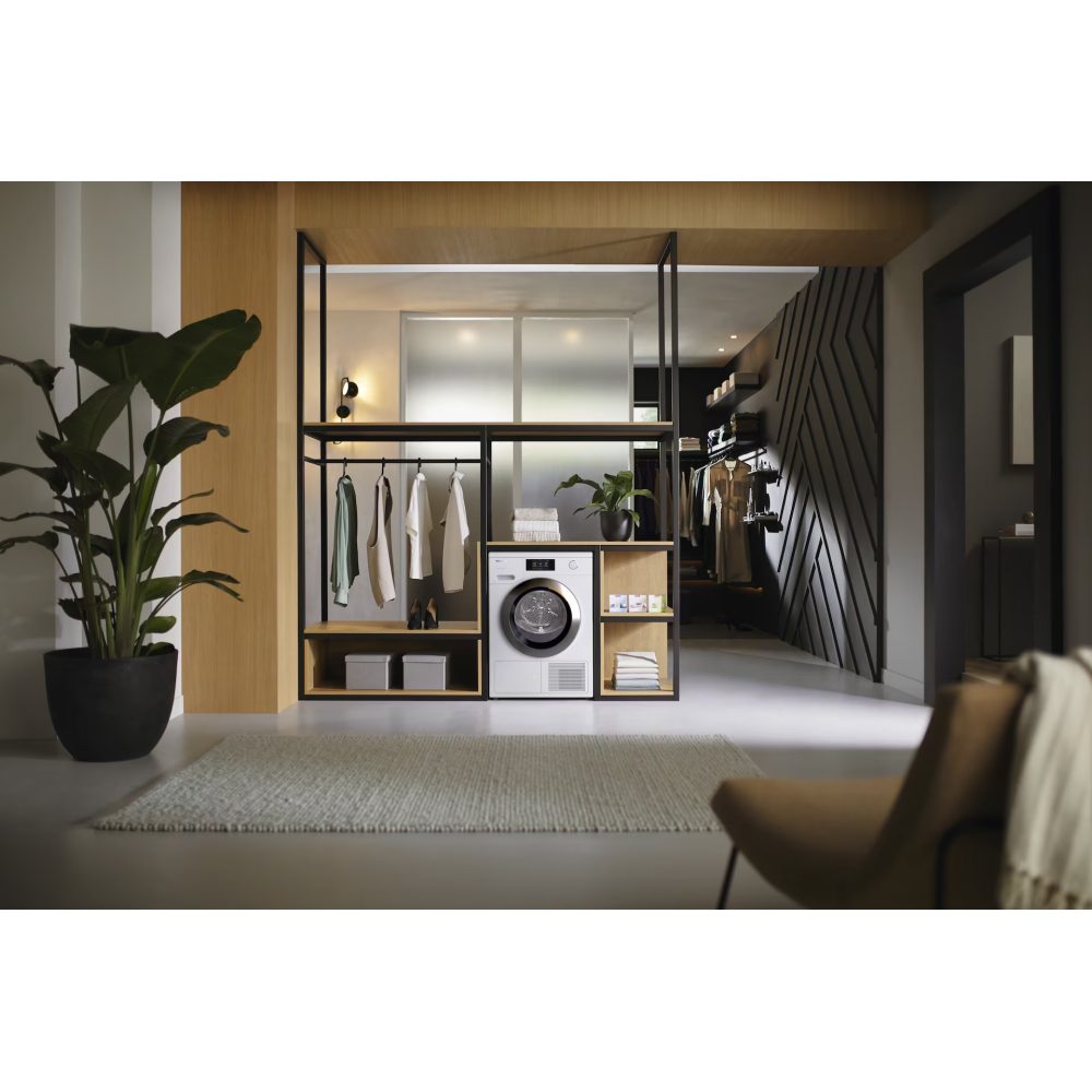 Miele 9kg Heat Pump Condenser Tumble Dryer TCR780WP - White Miele 9kg Heat Pump Condenser Tumble Dryer TCR780WP - White