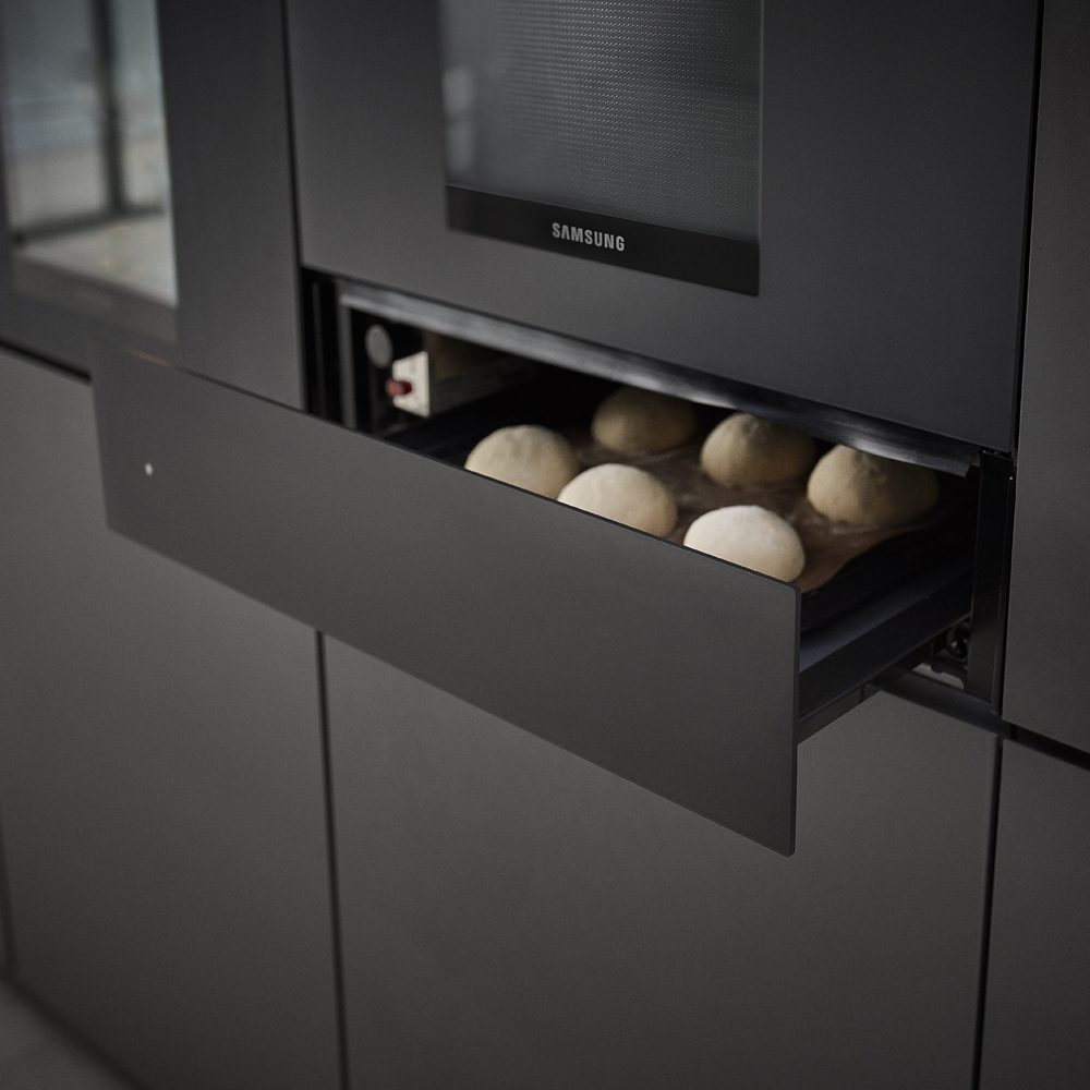 Samsung Bespoke 14cm Neo Warming Drawer NL20T8100WK - Black Samsung Bespoke 14cm Neo Warming Drawer NL20T8100WK - Black