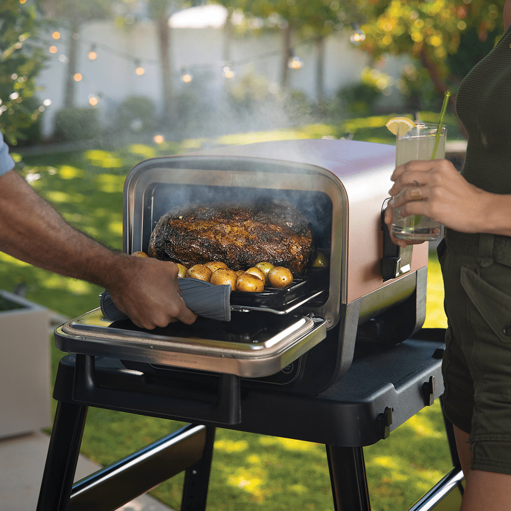 Ninja Ninja Woodfire Electric Outdoor Oven OO101UK - Orange Ninja Ninja Woodfire Electric Outdoor Oven OO101UK - Orange