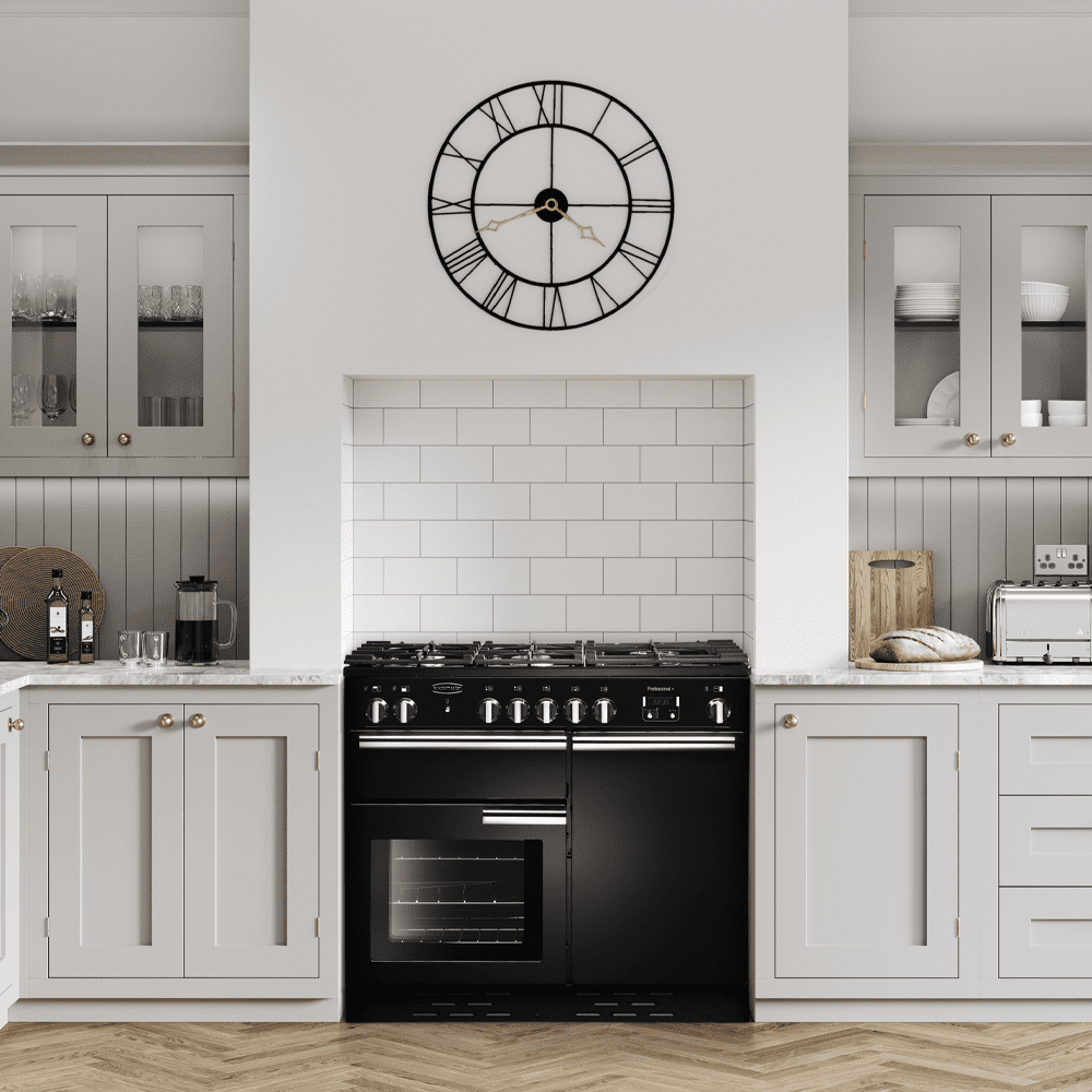 Rangemaster Professional Plus 100cm Dual Fuel Range Cooker 92600 PROP100DFFGB/C - Black Rangemaster Professional Plus 100cm Dual Fuel Range Cooker 92600 PROP100DFFGB/C - Black