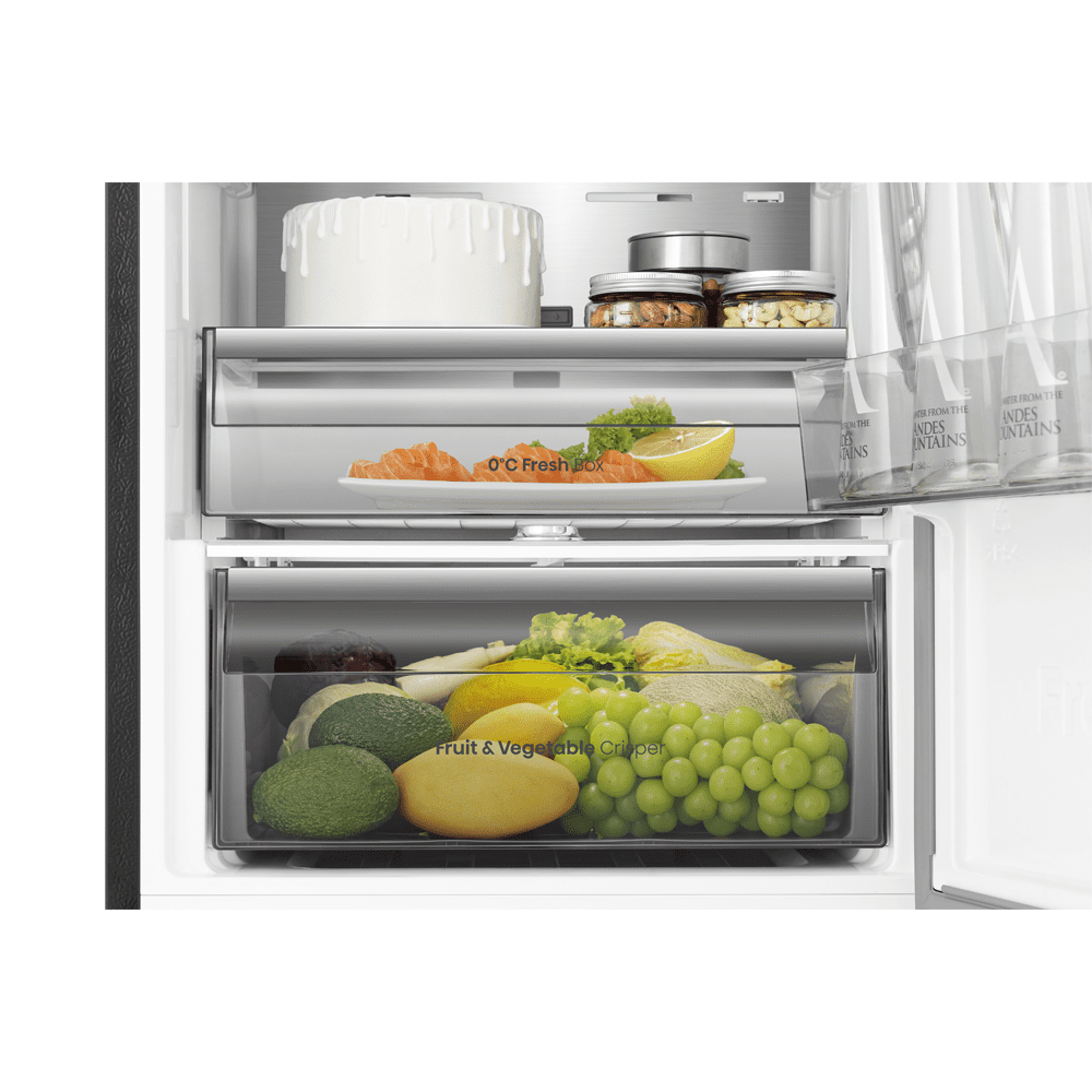 Hisense 60cm KitchenFit Frost Free Fridge Freezer RB3K330SAFC - Black Hisense 60cm KitchenFit Frost Free Fridge Freezer RB3K330SAFC - Black