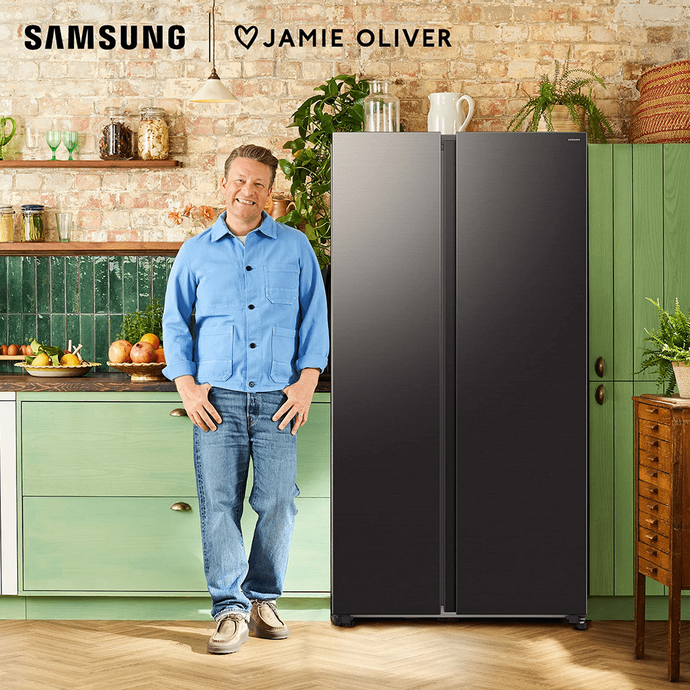 Samsung Series 7 AI SpaceMax American Style Fridge Freezer Non Ice & Water RS70F68QBFEU - Black Steel Samsung Series 7 AI SpaceMax American Style Fridge Freezer Non Ice & Water RS70F68QBFEU - Black Steel