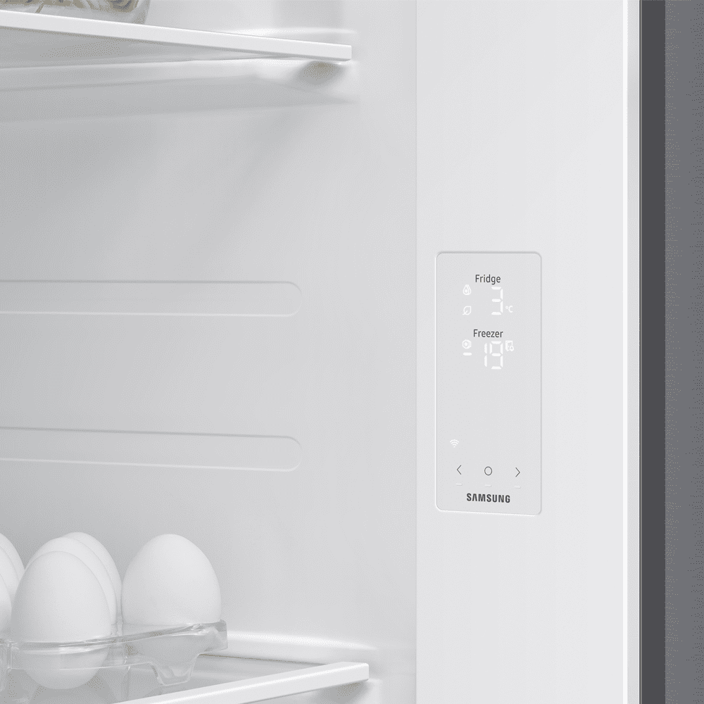 Samsung Series 7 American Style Fridge Freezer Non Ice & Water RS70F68QBTEU - Silver Samsung Series 7 American Style Fridge Freezer Non Ice & Water RS70F68QBTEU - Silver
