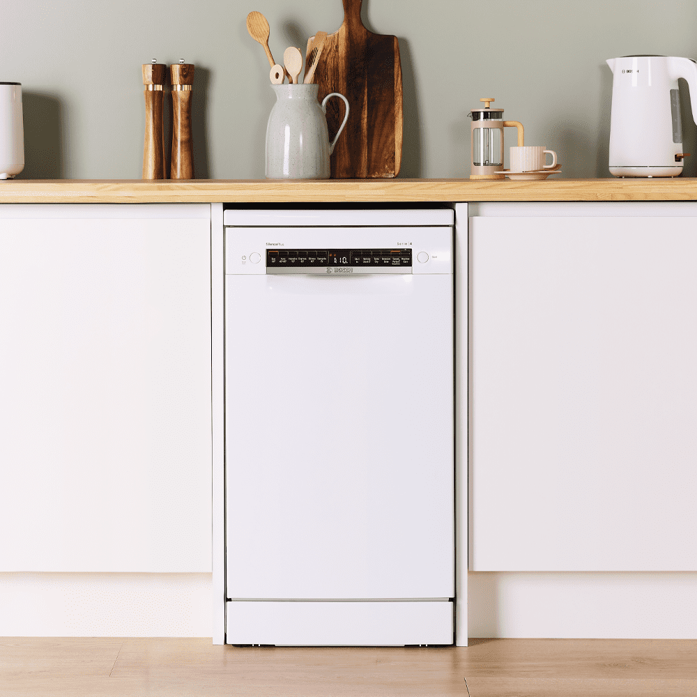 Bosch 45cm Series 4 Freestanding Dishwasher SPS4HMW49G - White Bosch 45cm Series 4 Freestanding Dishwasher SPS4HMW49G - White