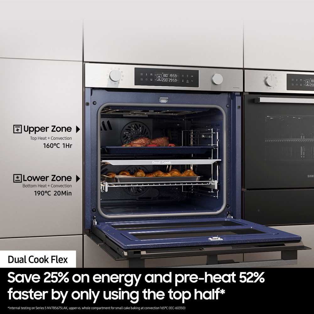 Samsung Series 4 Pyrolytic Dual Cook Flex Multifunction Single Oven NV7B45305AK - Black Samsung Series 4 Pyrolytic Dual Cook Flex Multifunction Single Oven NV7B45305AK - Black